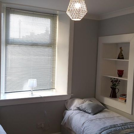 Portum -John St Apartment Helensburgh Bagian luar foto