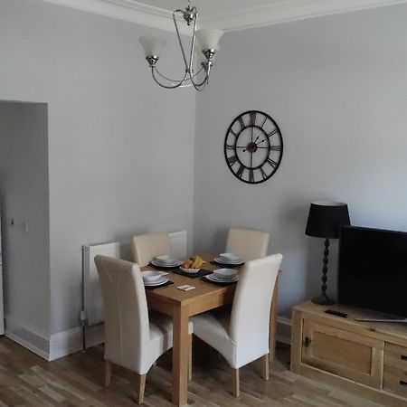 Portum -John St Apartment Helensburgh Bagian luar foto